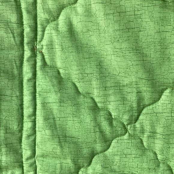 NWT Hand Crafted Greens and Golds Nature Prints Lap Quilt - Picture 15 of 15